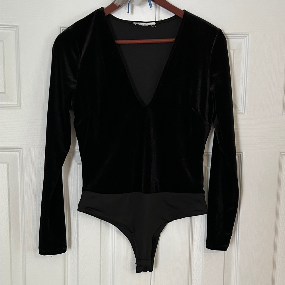 Stella Luce Black Velvet Long-Sleeve V-Neck Bodysuit